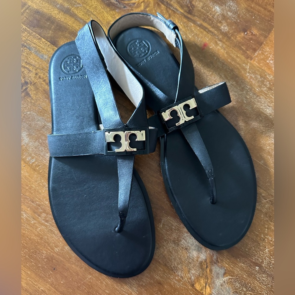Tory Burch Gigi black gold strappy sandals ladies size 9